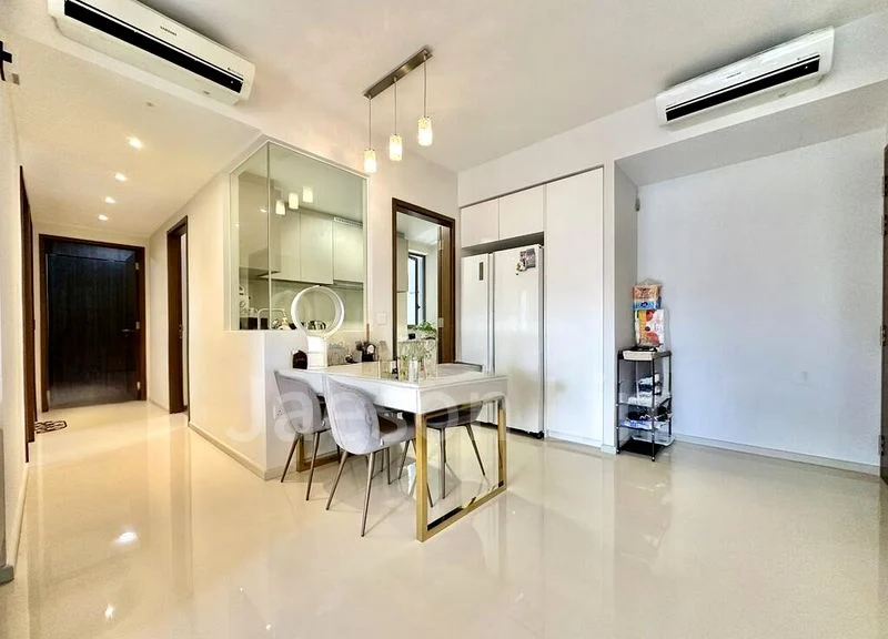 3 Bed Executive Condo for Rent in  The Visionaire - Image 12