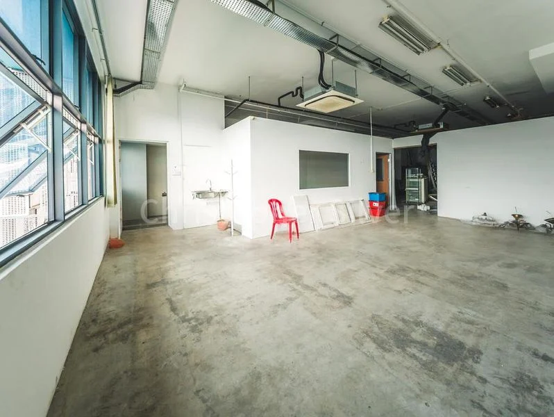 Light Industrial (B1) for Rent: Woodlands 11 - Image 3