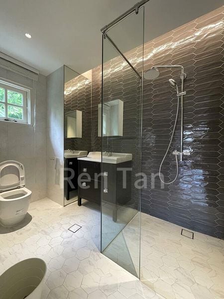 5 Bed Bungalow (Landed) for Rent in  Casabella - Image 1