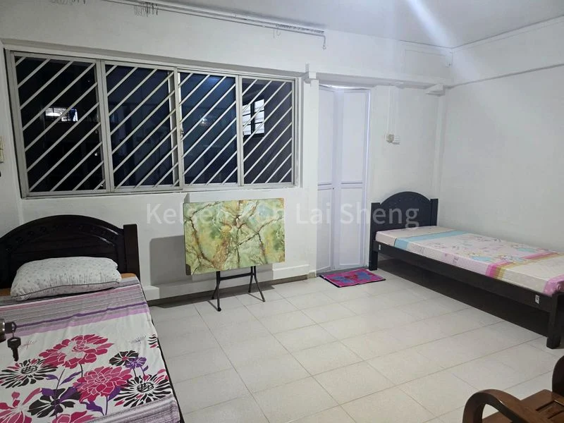 Common Room (HDB) for Rent in  114 Serangoon North Avenue 1 - Image 3
