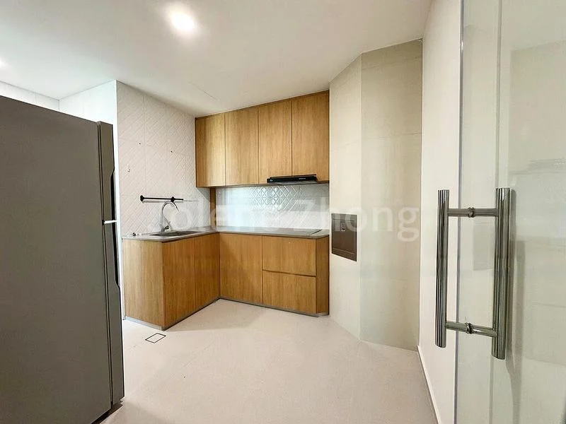 2 Bed Apartment (Condo) for Rent in  Emerald East - Image 4