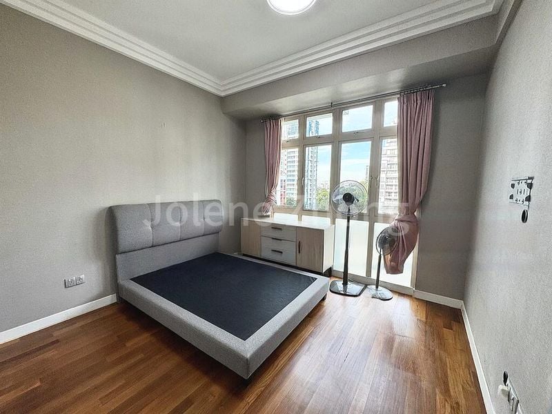 2 Bed Apartment (Condo) for Rent in  Emerald East - Image 2