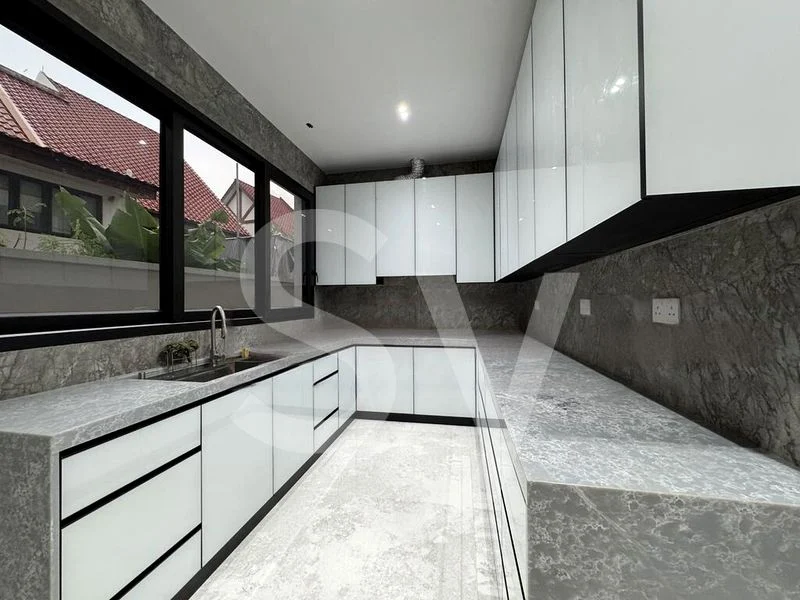 6 Bed Semi-Detached House (Landed) for Sale in  Golden Rise Estate - Image 16