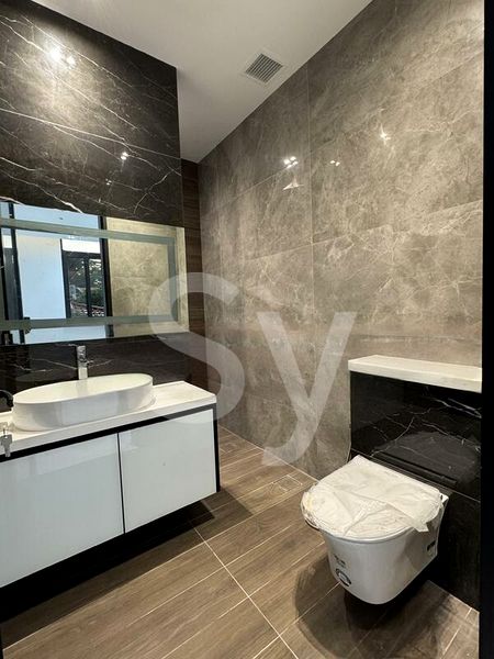 6 Bed Semi-Detached House (Landed) for Sale in  Golden Rise Estate - Image 14