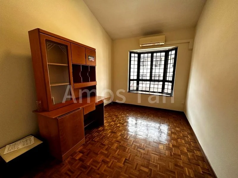 3+1 Bed Terraced House (Landed) for Rent in  Tai Hwan Park - Image 6