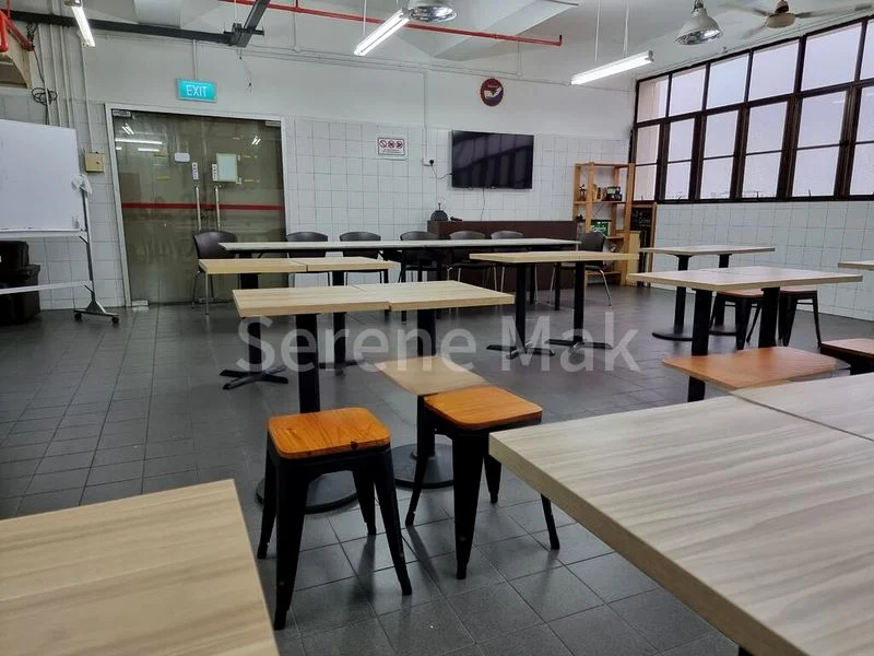 Light Industrial (B1) for Rent: Da Jin Factory Building - Image 2