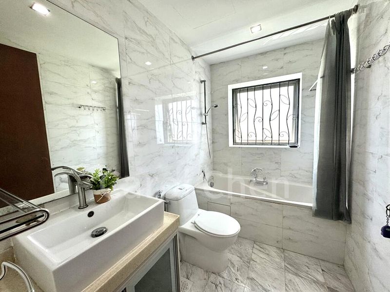 3 Bed Executive Condo for Sale in Whitewater - Image 14