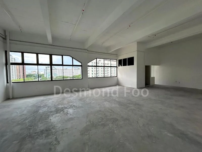 Warehouse near Aljunied MRT; Attached Toilet - Image 4