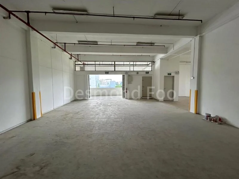 Warehouse near Aljunied MRT; Attached Toilet - Image 1