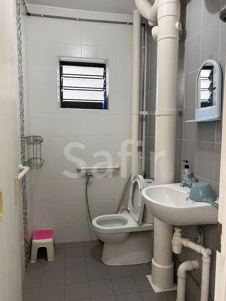Common Room (HDB) for Rent in  416 Bukit Batok West Avenue 4 - Image 3