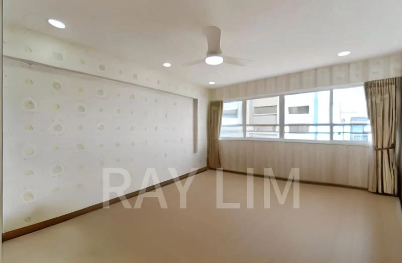 Maisonette HDB for Sale in  834 Yishun Street 81 - Image 10