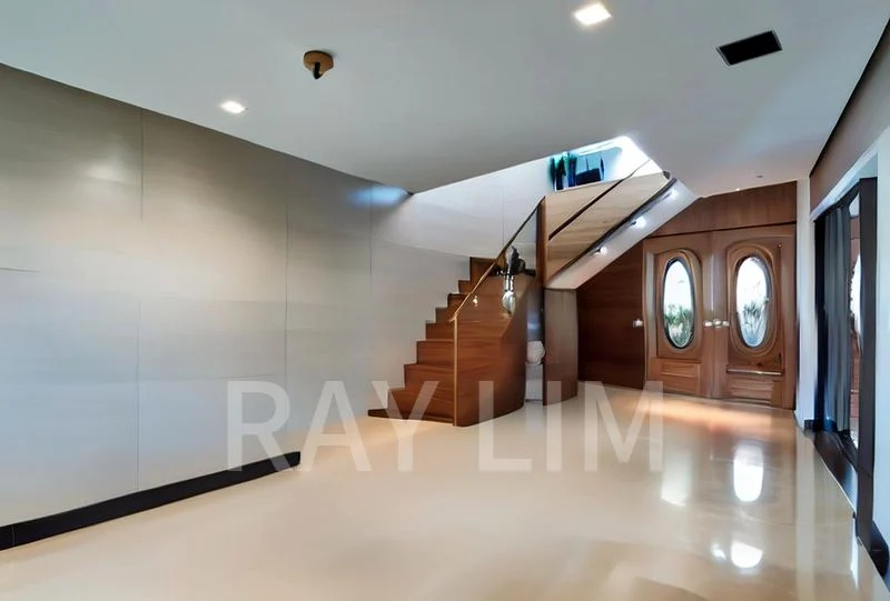Maisonette HDB for Sale in  834 Yishun Street 81 - Image 5