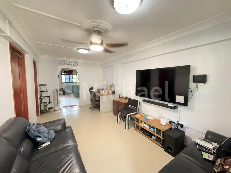 3 Room (3I) HDB for Sale in 20 Chai Chee Road - Image 1