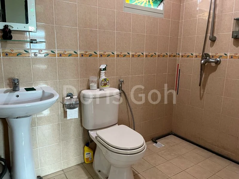 Common Room (HDB) for Rent in  204A Punggol Field - Image 2
