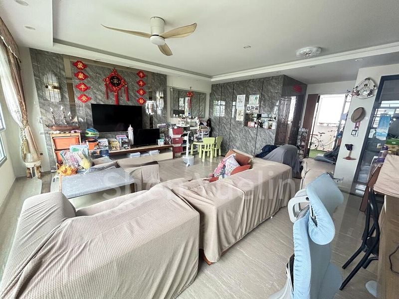 5 Room (5A) HDB for Rent in  183C Woodlands Street 13 - Image 4