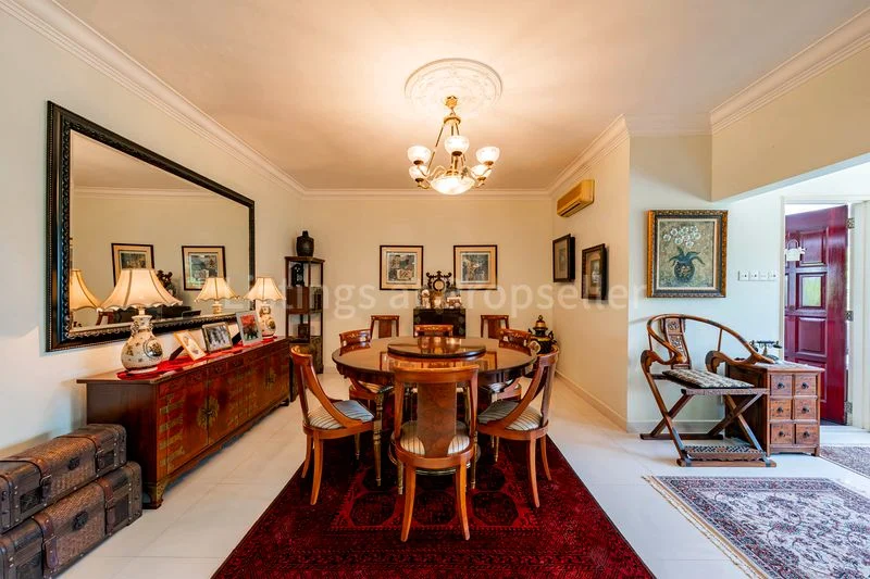 5 Bed Apartment (Condo) for Sale in Townhouse Apartments - Image 5