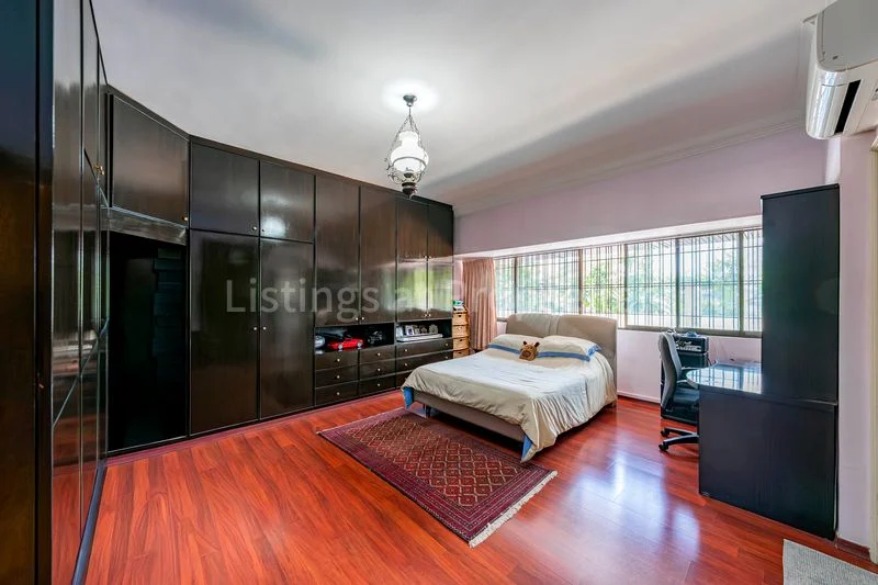 5 Bed Apartment (Condo) for Sale in Townhouse Apartments - Image 10