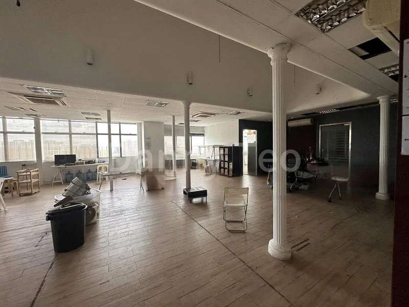 Light Industrial (B1) for Sale: 8B on Admiralty Street - Image 3