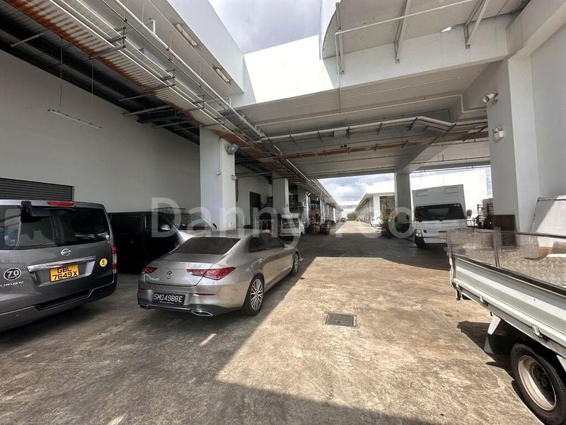 Light Industrial (B1) for Sale: 8B on Admiralty Street - Image 19