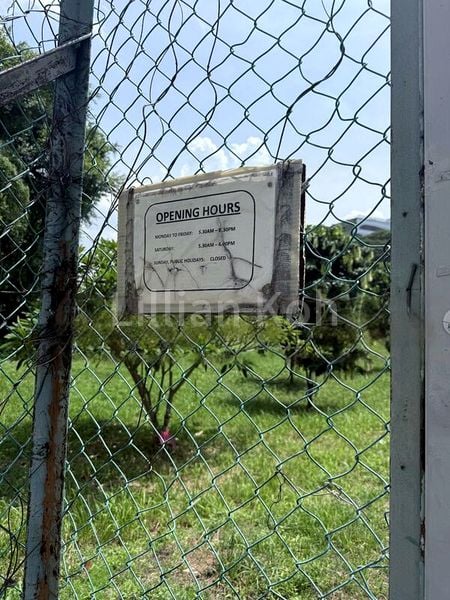 Light Industrial (B1) for Sale: Tong Lee Building - Image 3