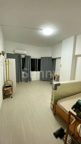 Common Room (Condo) for Rent in  Textile Centre - Image 1