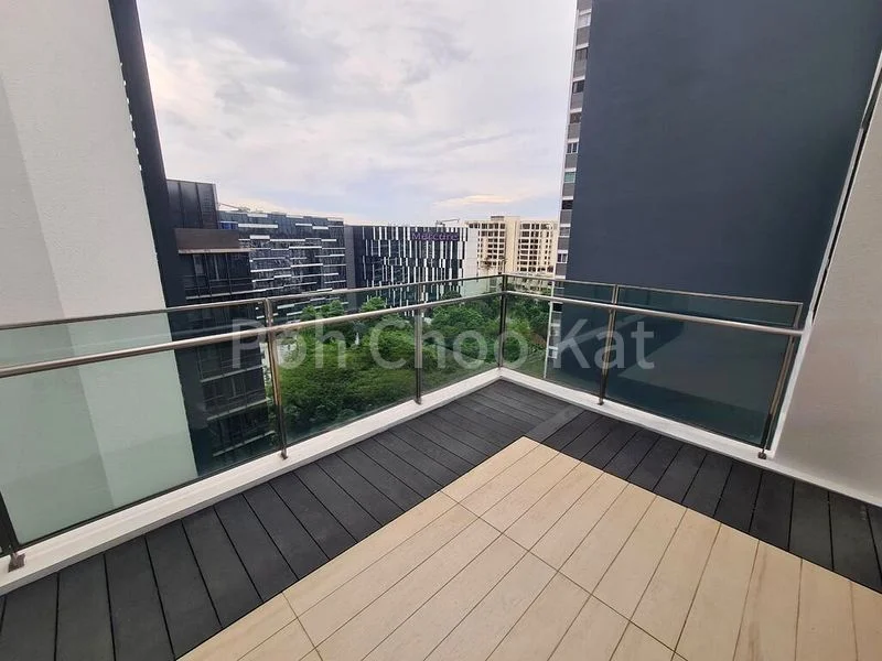 4 Bed Apartment (Condo) for Rent in  Treasure On Balmoral - Image 3
