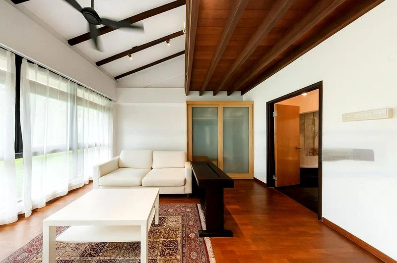 5 Bed Terraced House (Landed) for Sale in  Jalan Tua Kong - Image 2