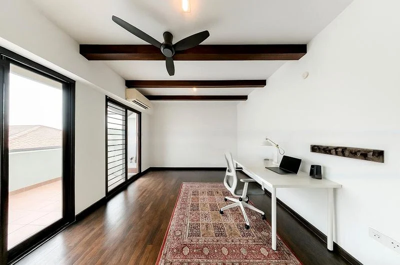 5 Bed Terraced House (Landed) for Sale in  Jalan Tua Kong - Image 1