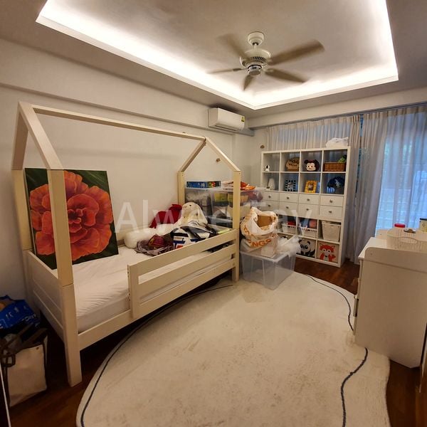 4+1 Bed Condo for Rent in  The Dairy Farm - Image 6