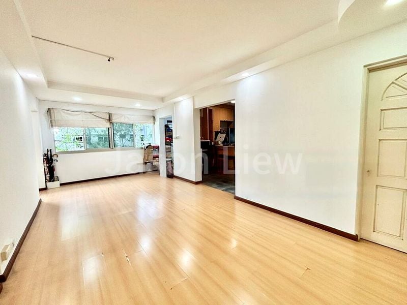5 Room (5I) HDB for Sale in  405 Pasir Ris Drive 6 - Image 3