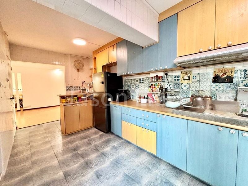 5 Room (5I) HDB for Sale in  405 Pasir Ris Drive 6 - Image 7