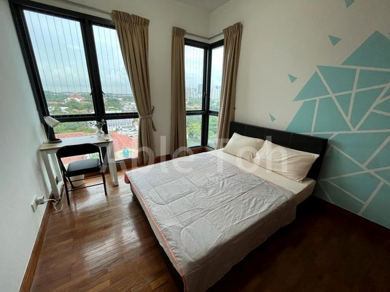 Room (Condo) for Rent in  Tanglin View - Image 1