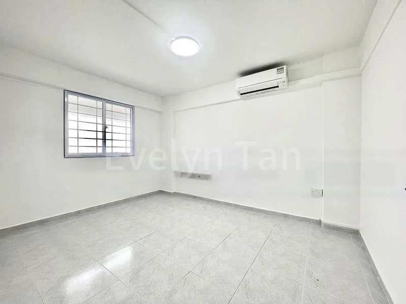 3 Room (3I) HDB for Rent in  203 Toa Payoh North - Image 3