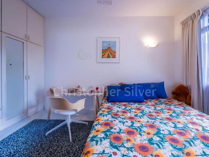 4 Bed Corner Terrace (Landed) for Sale in  Dunearn Estate - Image 2