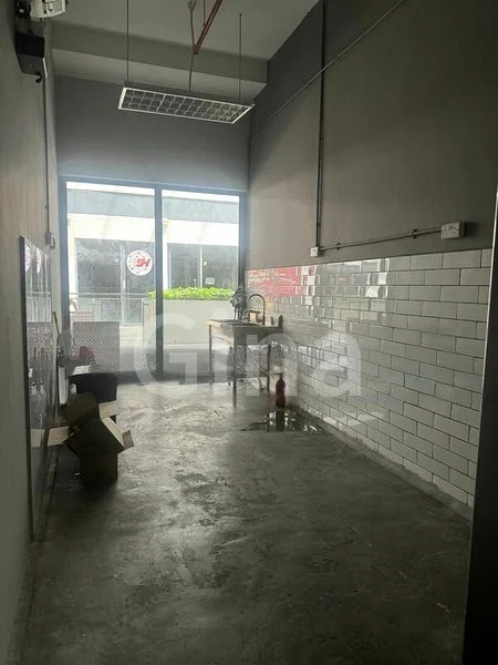 Shop / Shophouse for Rent: The Promenade @ Pelikat - Image 1