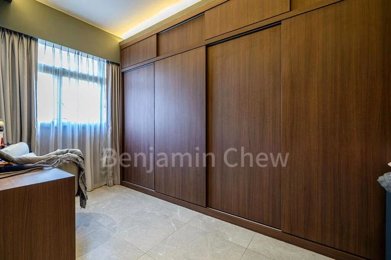 5 Room (5I) HDB for Sale in  609A Tampines North Drive 1 - Image 9