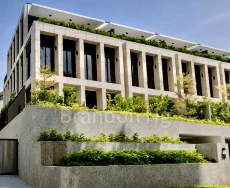 5 Bed Corner Terrace (Landed) for Sale in Whitley Road - Image 1