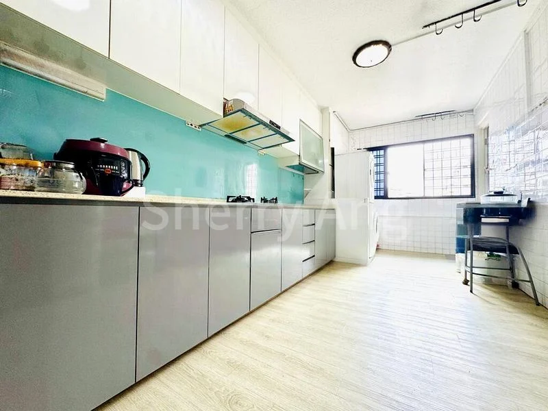 4 Room (4NG) HDB for Sale in  227 Yishun Street 21 - Image 3