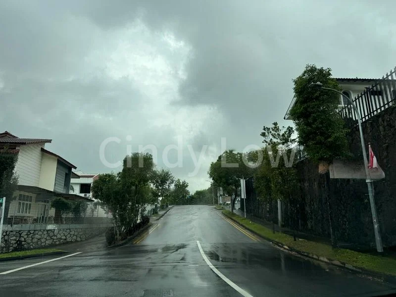 5 Bed Bungalow (Landed) for Sale in  Phoenix Heights - Image 2