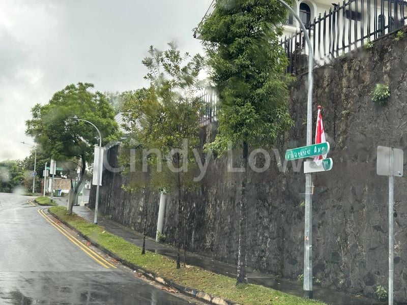 5 Bed Bungalow (Landed) for Sale in  Phoenix Heights - Image 1