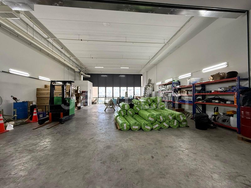 Factory / Workshop (B2) for Sale in Revv - Image 1