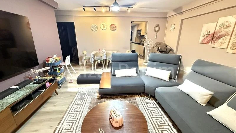 4 Room (4A) HDB for Sale in  446 Tampines Street 42 - Image 2