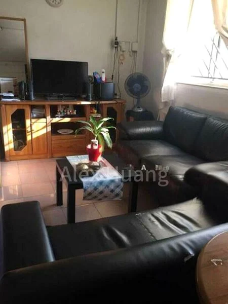 4 Room (4NG) HDB for Rent in  243 Serangoon Avenue 2 - Image 4