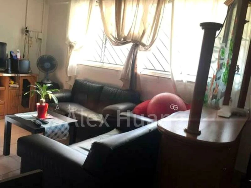 4 Room (4NG) HDB for Rent in  243 Serangoon Avenue 2 - Image 7