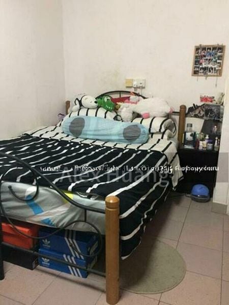 4 Room (4NG) HDB for Rent in  243 Serangoon Avenue 2 - Image 2