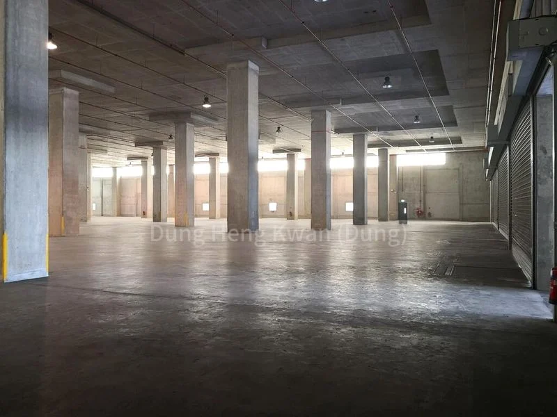 Warehouse for Rent:  Rare - Single Floor Plate, Direct Loading Bays - Image 1