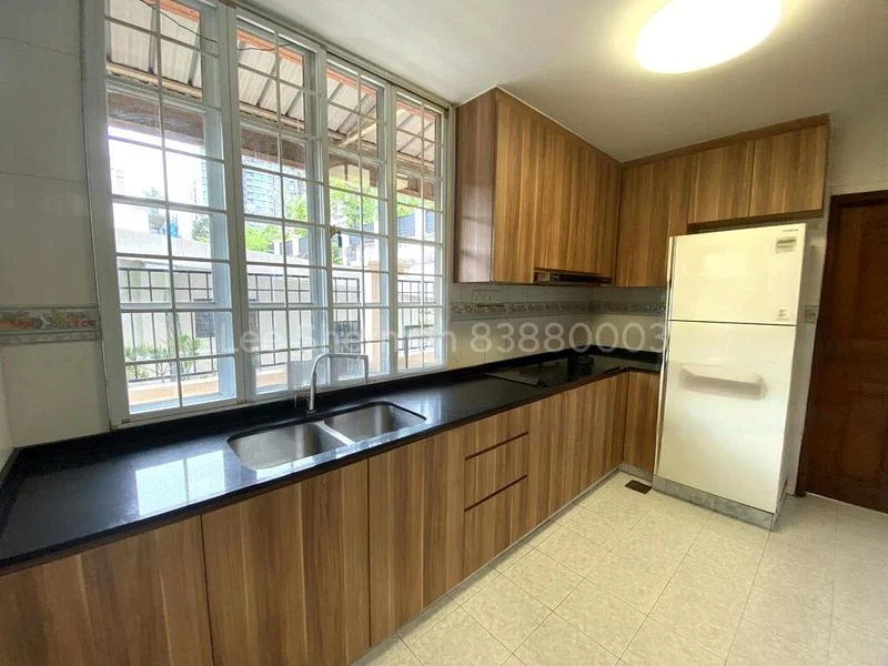 5 Bed Corner Terrace (Landed) for Sale in  Seletar Hills Estate - Image 4