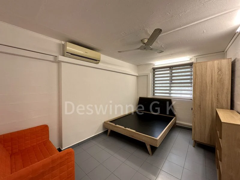3 Room (3S) HDB for Rent in  12 Taman Ho Swee - Image 6