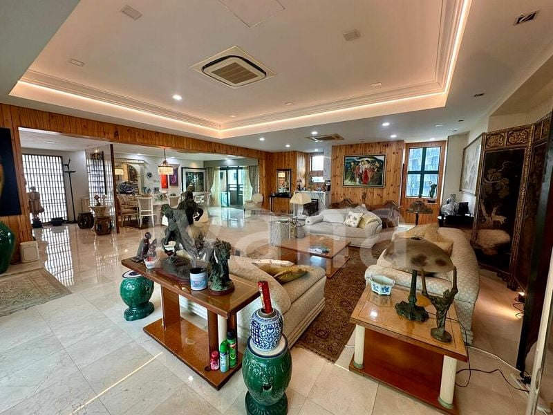 4 Bed Condo for Sale in  90 Holland Road - Image 5