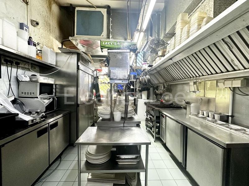 Food & Beverage for Rent: D15 Telok Kurau Restaurant Takeover - Image 3